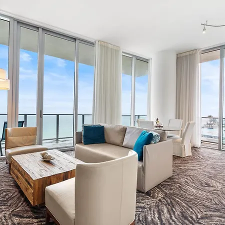 Discover The Magic Of Lyfe Resort And Residences Hollywood Exterior photo