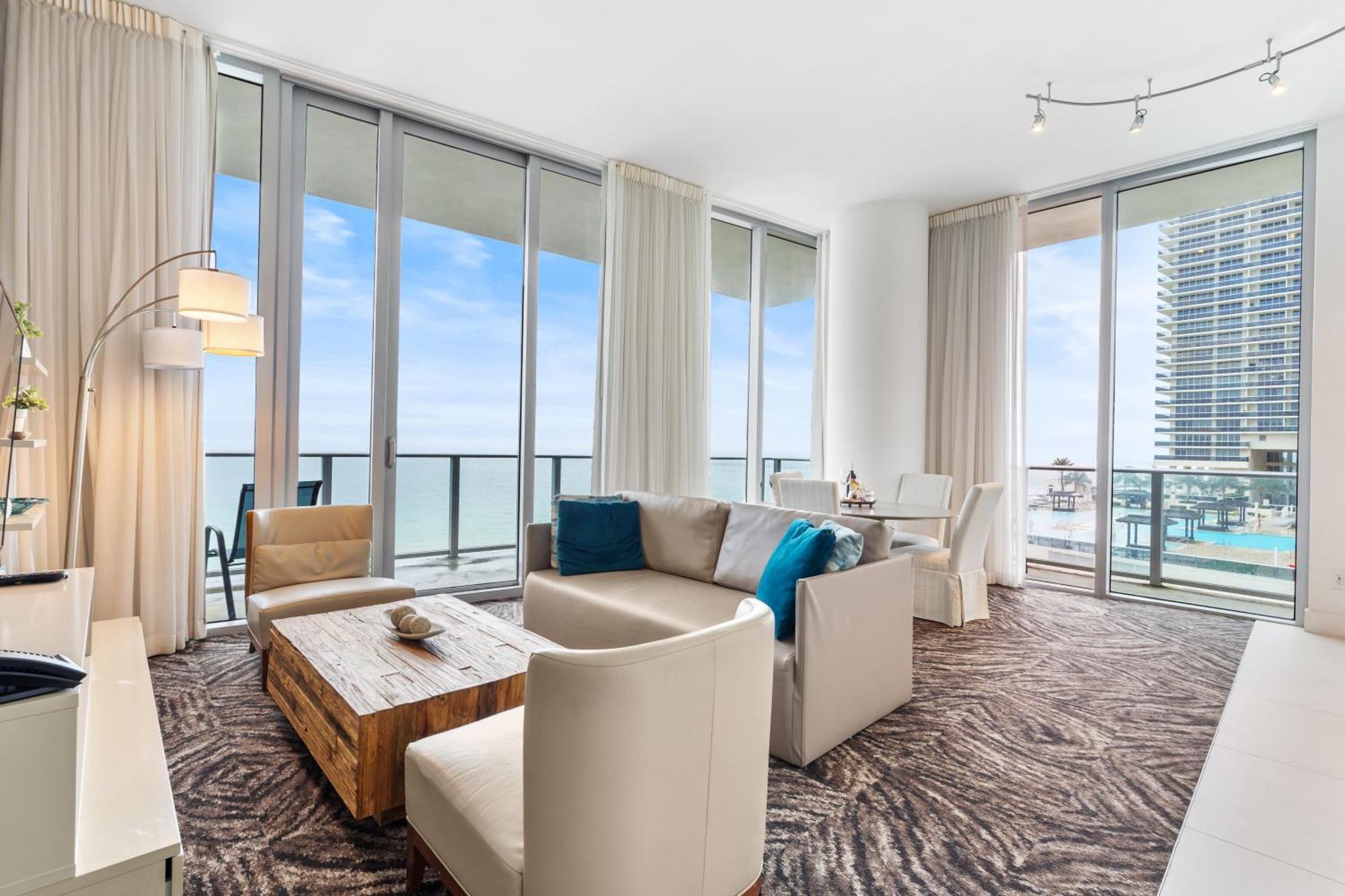 Discover The Magic Of Lyfe And Residences * Hollywood